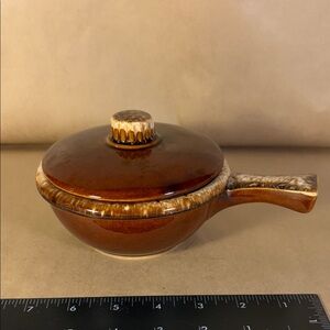 Hull Pottery Handle Bowl with Lid